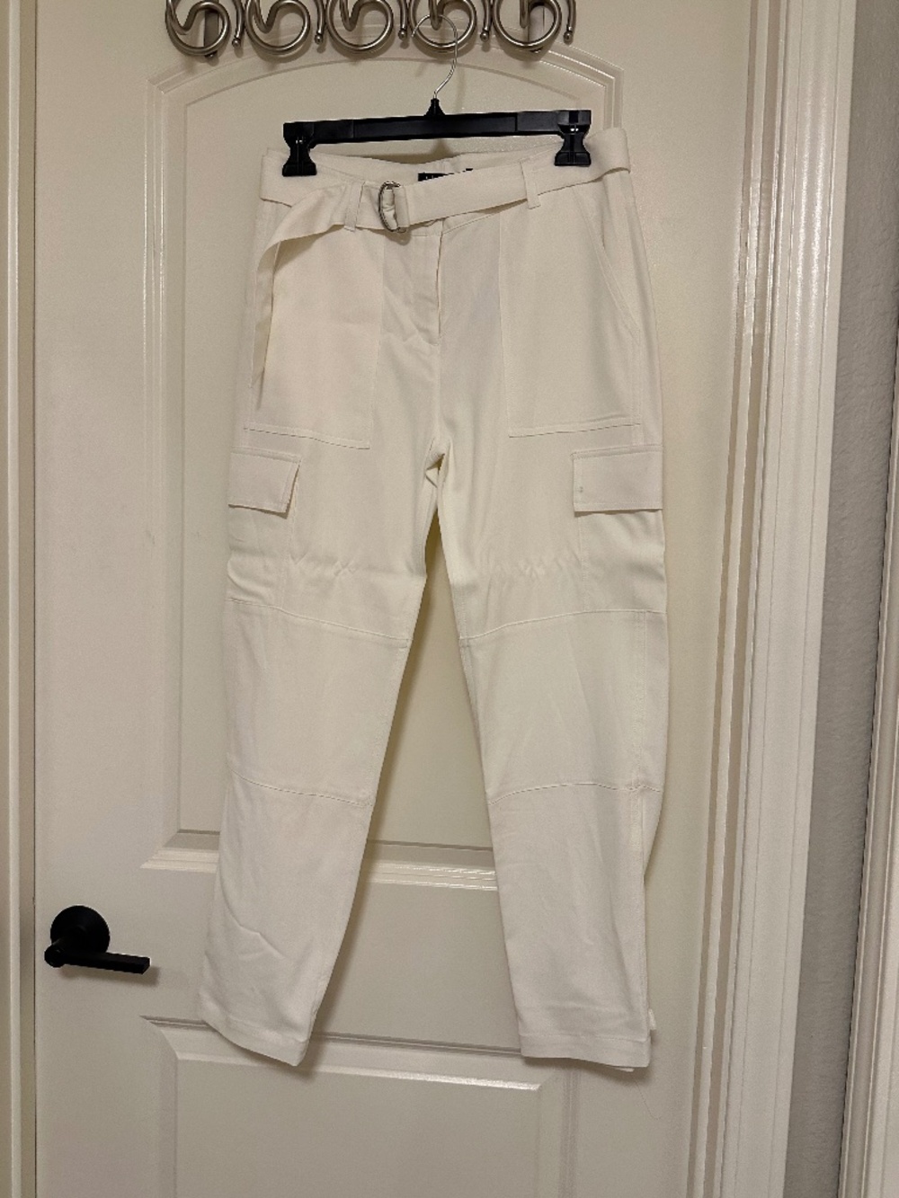 NWT Theory Off White Sleek Hannon B Cargo Pants Size 0